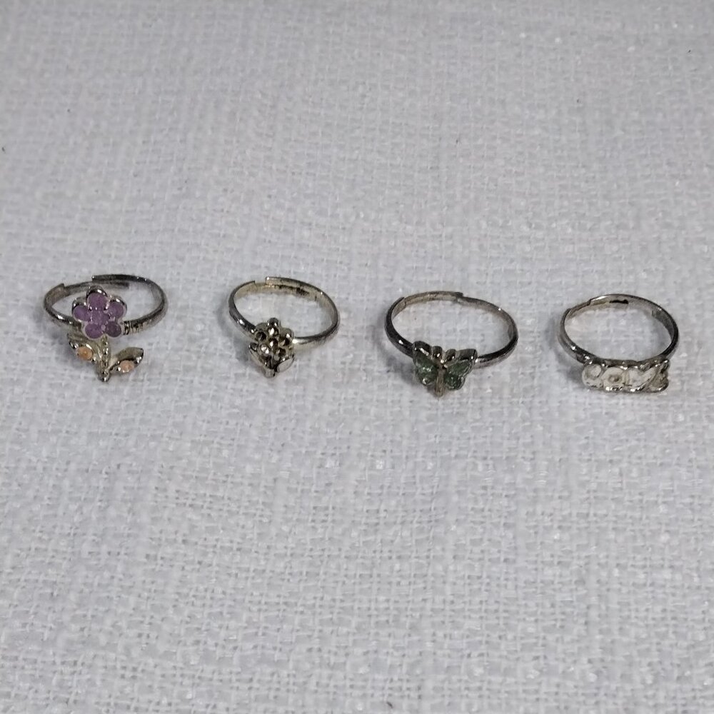 Girl' Adjustable rings set of 4 silver tone Love Butterfly Daisy kids children's